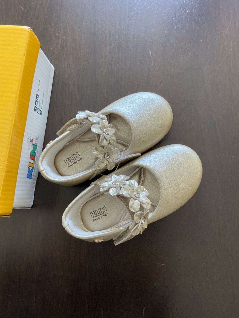 Toddler Gold Flower Mary Jane Dress Shoes